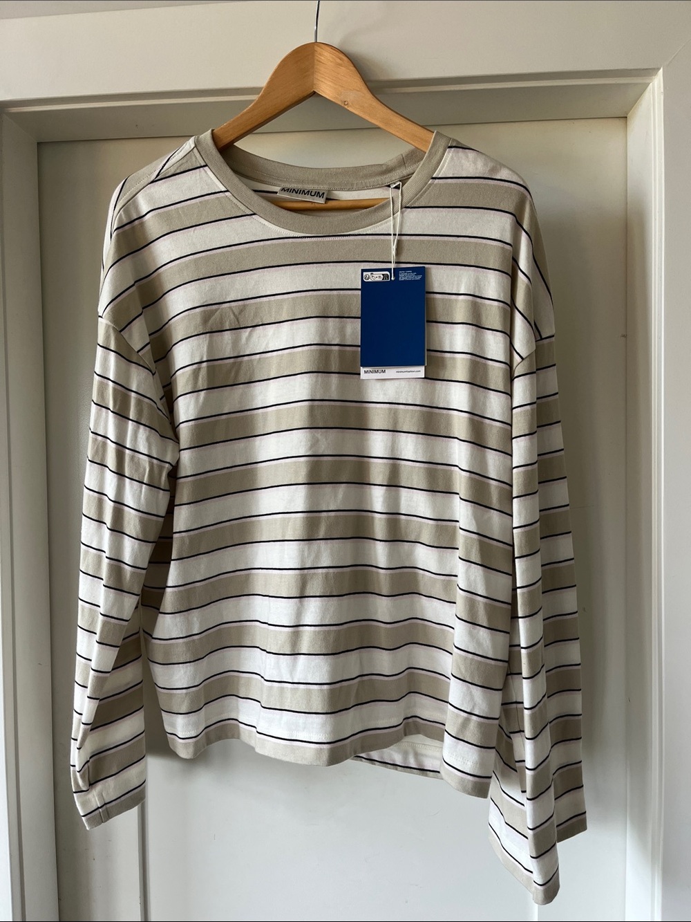 Minimum Cream Long Sleeve Crewneck Shirt with Navy Stripes
